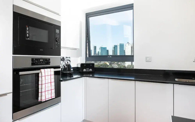 London Riverview - Canary Wharf - Excel