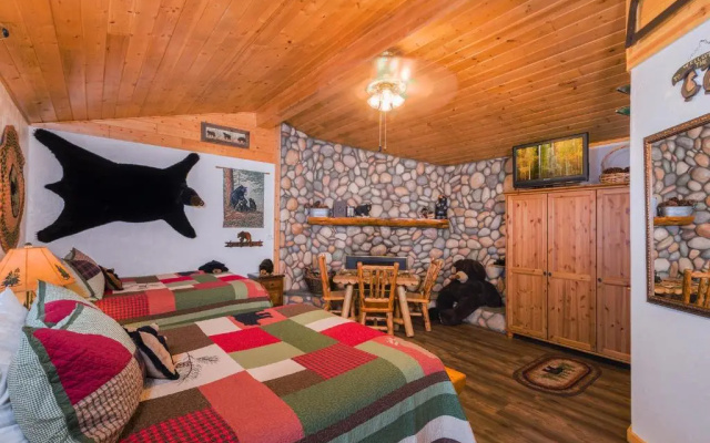 Fireside Lodge