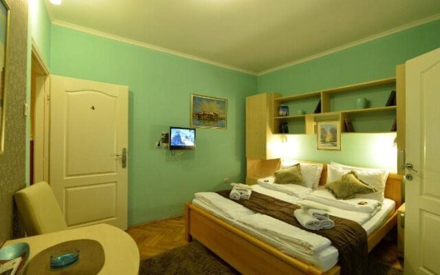Guest Accommodation TAL Centar