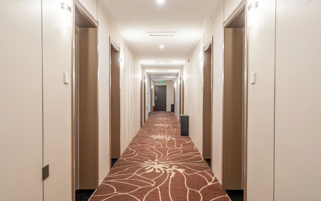 Qianshan Zhongyi Boutique Hotel