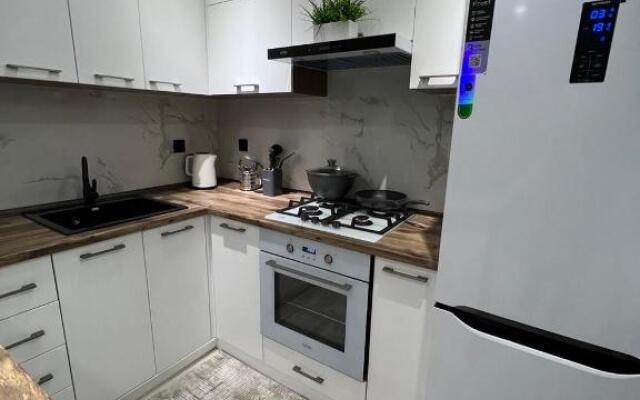 Comfortable 3-roomed apartment Ozod Apartments