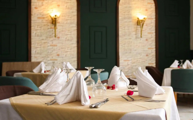 Blue Beach Golf and Spa