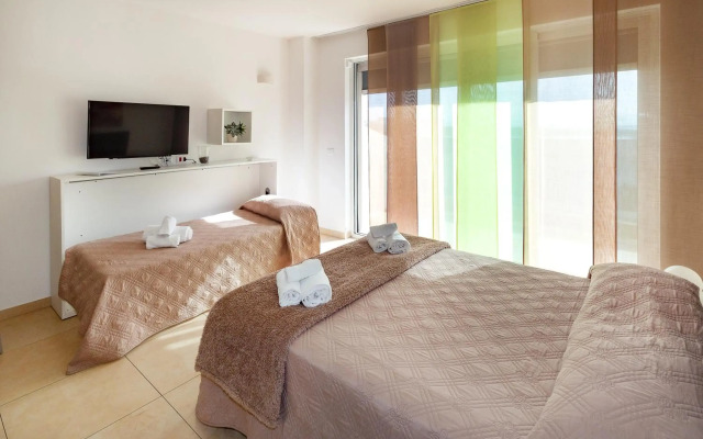 Zeus Residence Hotel