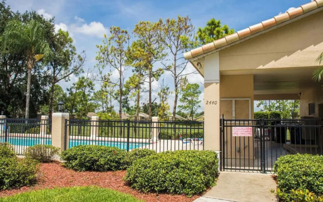 Lyn's Southern Dunes Vacation Home