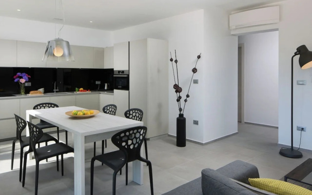 Apartment in Faana With Sea Beach