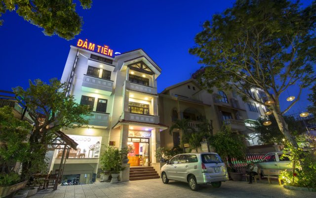 Dam Tien Hotel