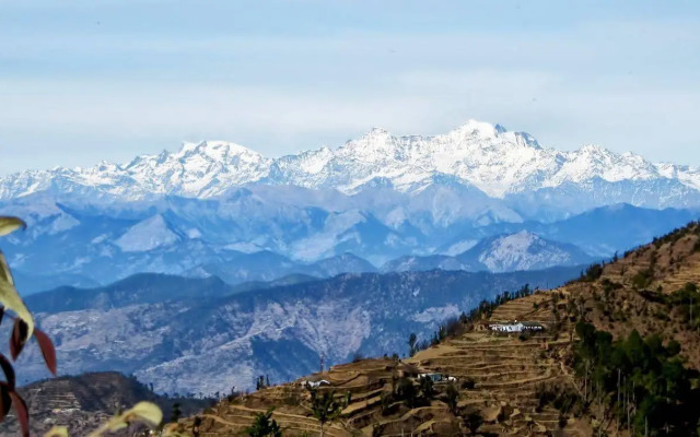 Whispering Pines Himalayan Retreat