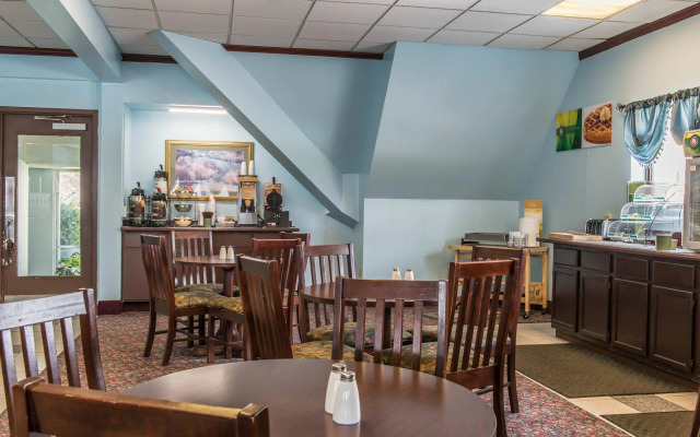 Rodeway Inn Brookville