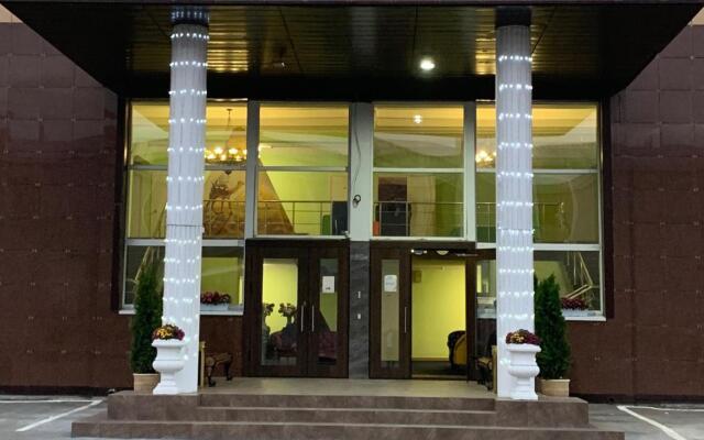 Отель «Перово Плаза»