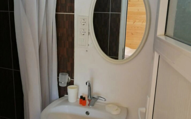 Gargaron Beach Hotel