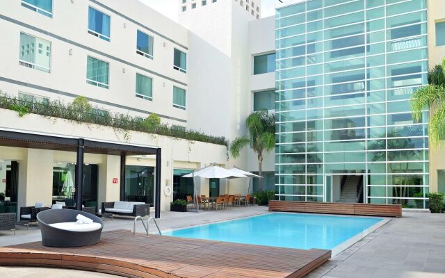 Radisson Poliforum Plaza Hotel Leon