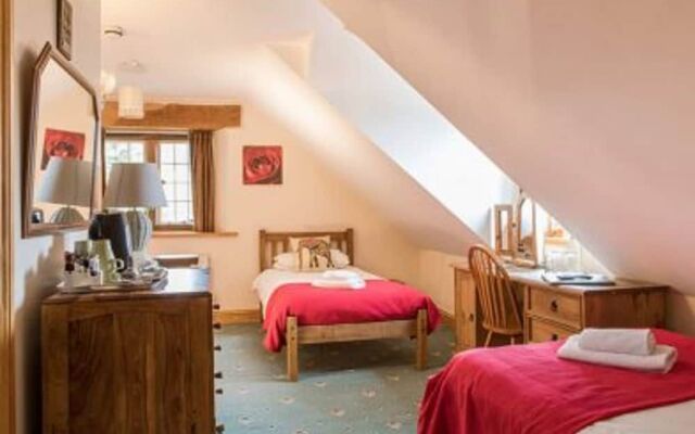 George Inn & Millingbrook Lodge