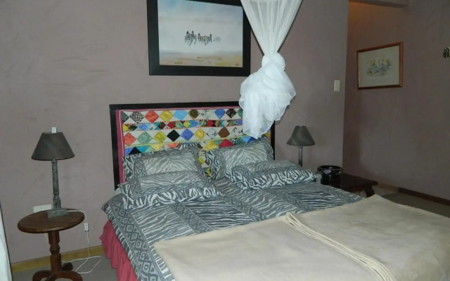 Corona Guest Farm