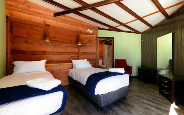 Taylors Bay Cottage