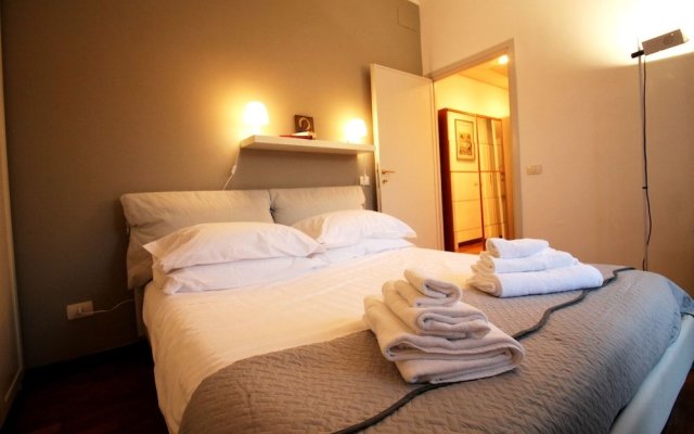 Romantic Terrace near Art District