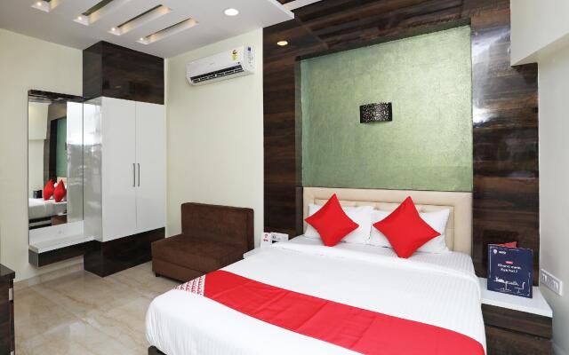 OYO 15617 Abi's Inn