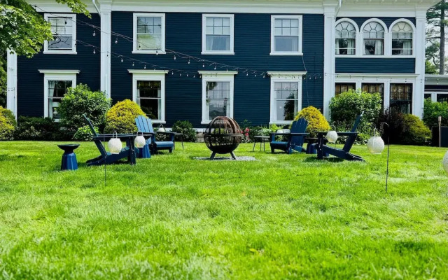 Gateways Inn & Restaurant