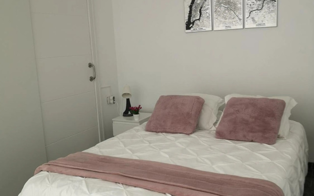 Acogedor apartamento con excelente ubicación.