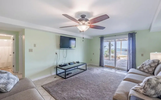 Bear's Den by Topsail Realty