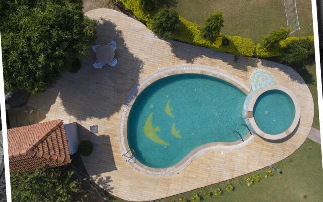 Vraksh Resort
