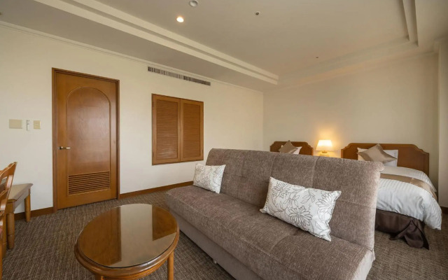 Ooedo Onsen Monogatari Premium Saikaibashi