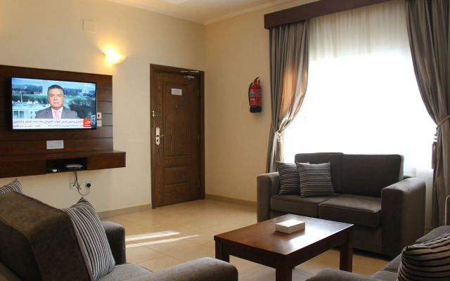 Al Jar Resort - Families Only