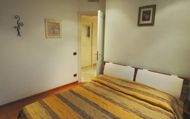 Roma Chic House - Delightful Luxury Apartment 3 People, With Jacuzzi