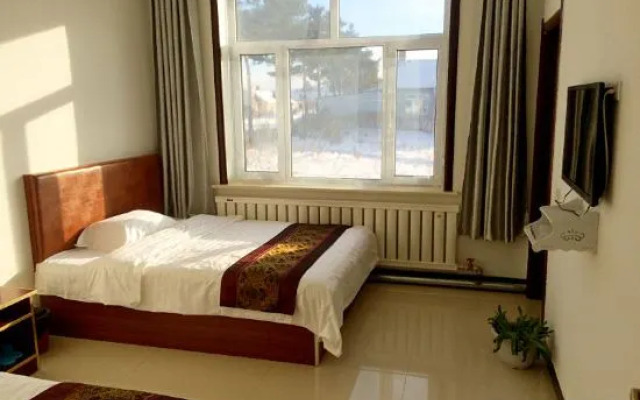 Arctic Village Extreme Farmhouse