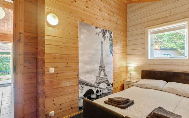 Luxurious Chalet in Guelders by the Forest