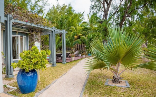Ile Des Deux Cocos (LUX* Resorts & Hotels)