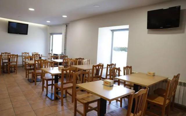 Pensión Casa Cines Restaurante