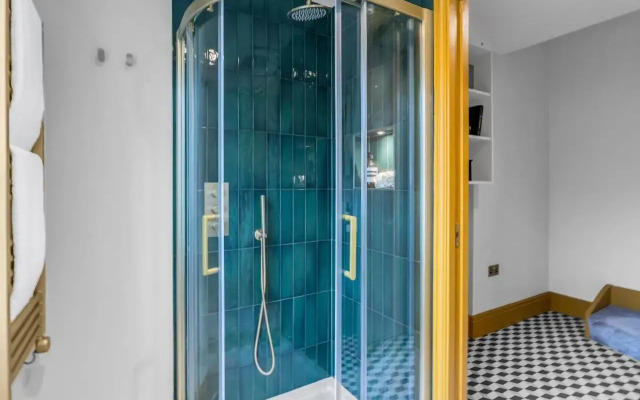 Hammersmith Residences by MySquare