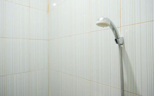 RedDoorz near Universitas Alkhairaat Palu