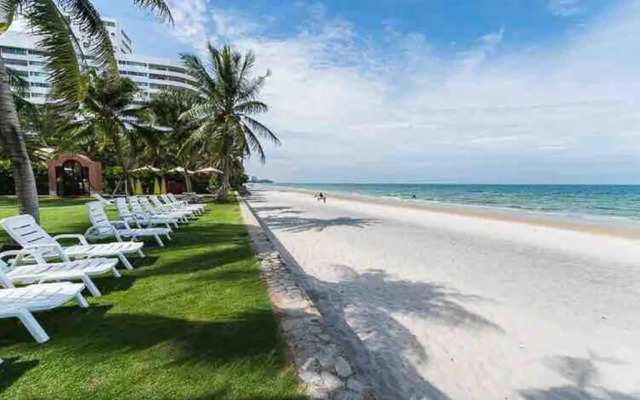 Marrakesh Huahin 4bedrooms suite with Jacuzzi 208