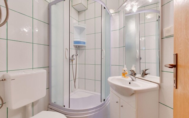 Nice Apartment in Marsici With Wifi and 1 Bedrooms