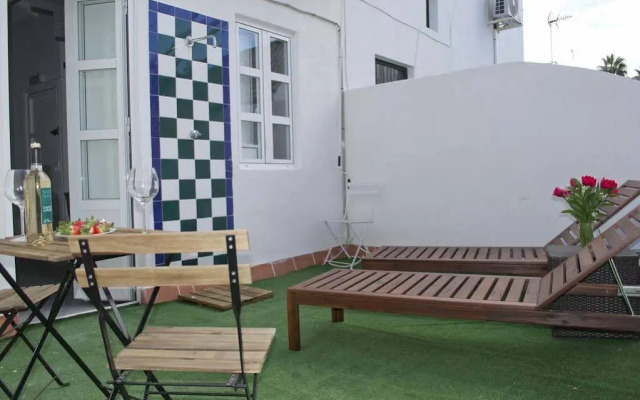 Casas Y Patios De Sevilla