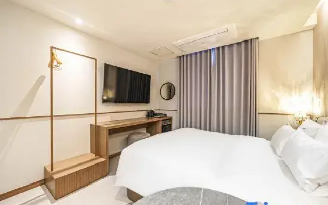 Yongin Hotel Pretty Petit