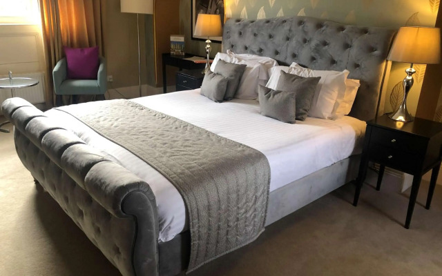 The Lincoln Hotel
