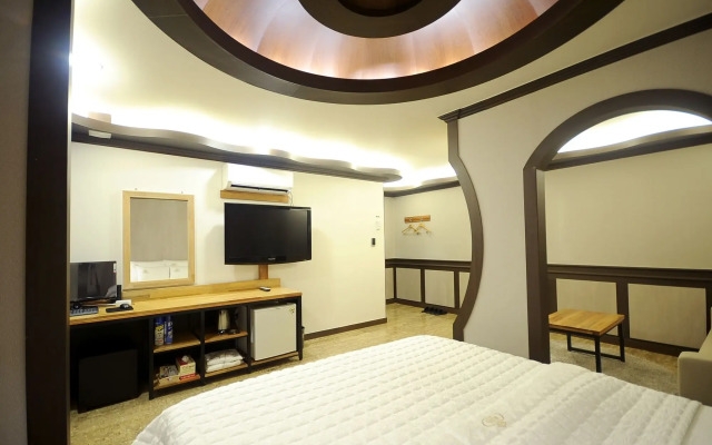 Hotel King