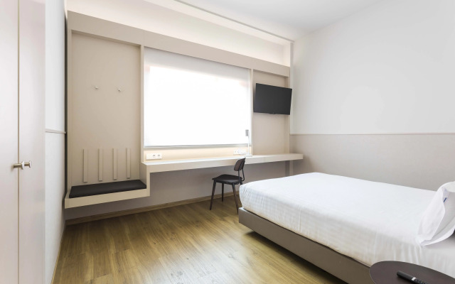 Terrassa Confort Hotel
