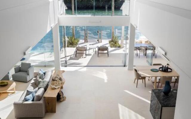 12 Noosa Parade