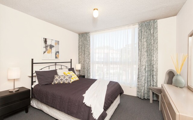 Ocean Shores, Unit 10/27 Weatherly Close