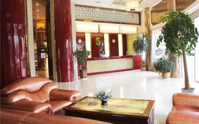 Qianshui Bay Hotel- Wuyuan