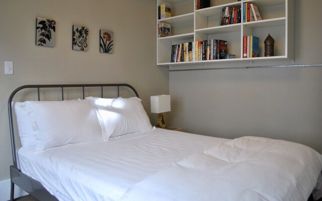 Stylish Craftsman Premium Comfort