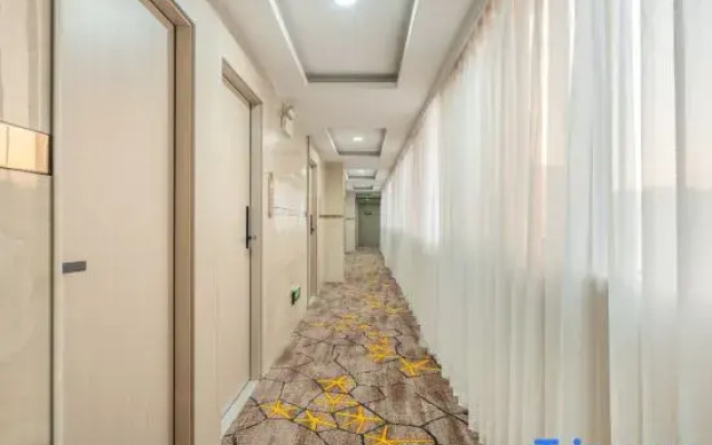 Yuanrui Hotel (Guangzhou Huangpu Chaolou Dashadi Subway Station Branch)