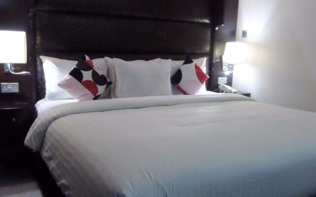 Larry Mitchelle Suites