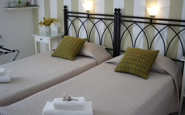 Cyclades Hotel & Studios