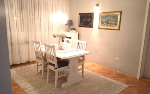Villa Monera