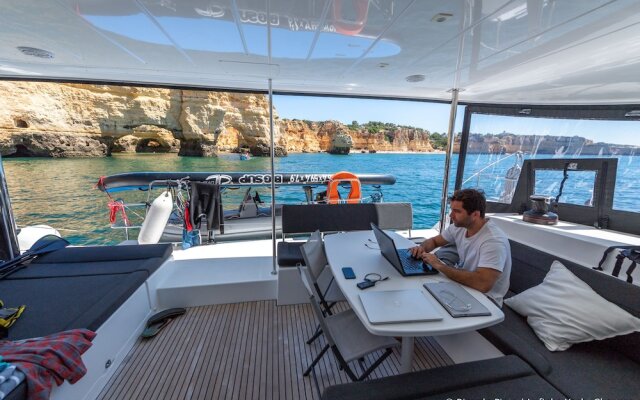 Lufinha Yacht Charter