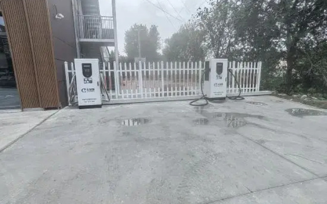 Vienna Hotel (Binzhou Wudi Ancient City Branch)